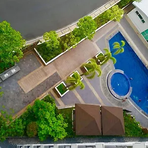 Guest house F-10c Parkside, Pasay